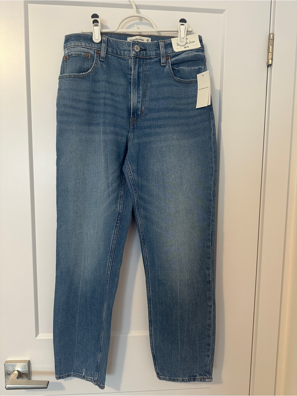 Abercrombie & Fitch High-Rise The Mim Jean - Medium Blue Waist 28 Size 6